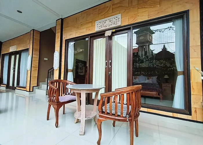 Warji House 1 Centre 3*